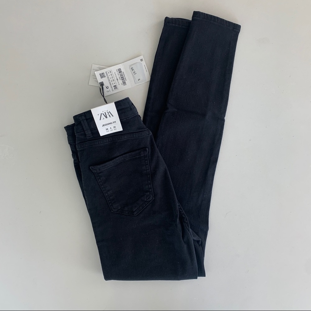 Zara Jeans Black New With Tags Skinny Jegging Fit